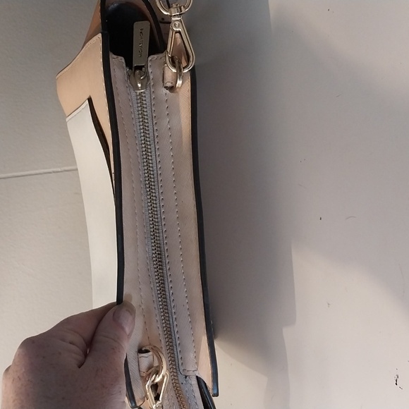 Michael Kors Selma Crossbody - Picture 10 of 14